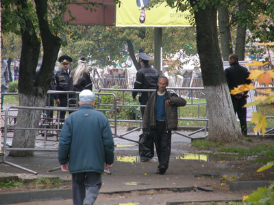 Лицом к стене.jpg